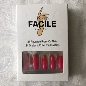 NIB Facile by Alexa Press-On Nail Kit in Dirty Shirley (Pink-to-Red Ombré)